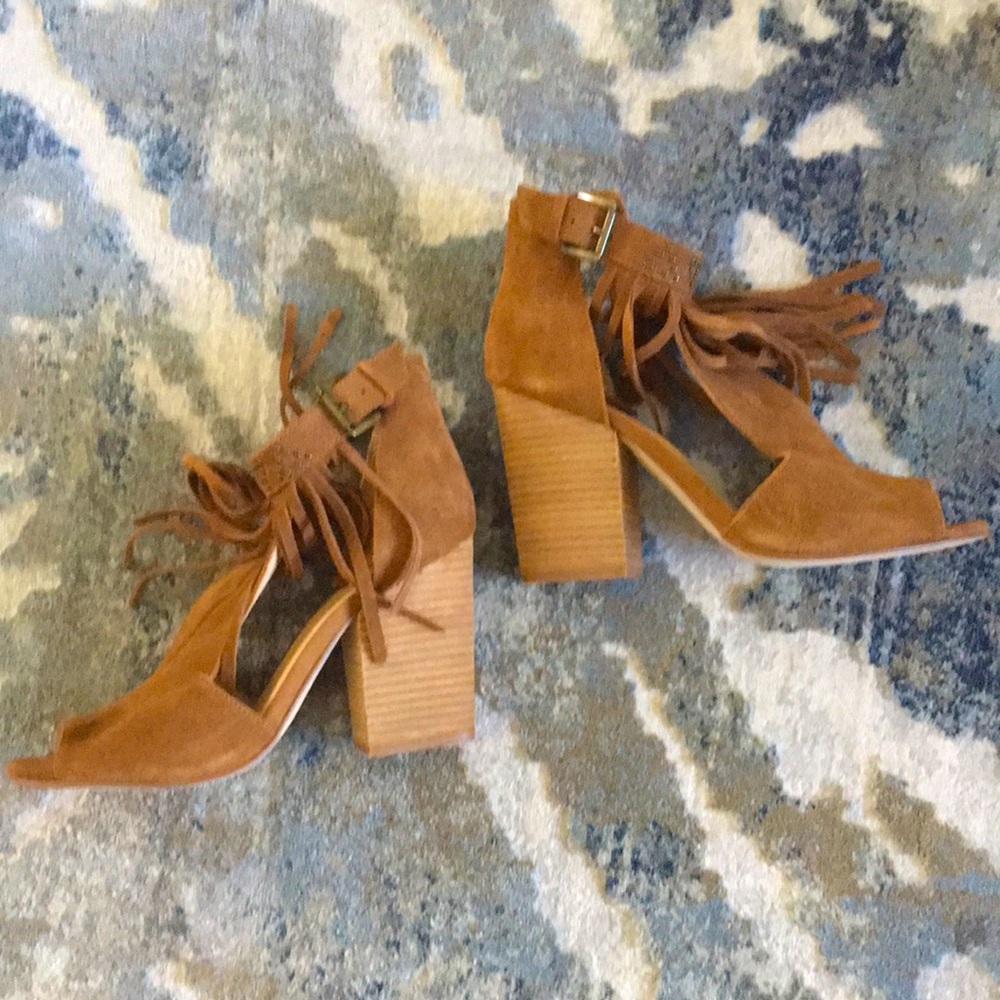 Chinese Laundry suede brown cut out booties